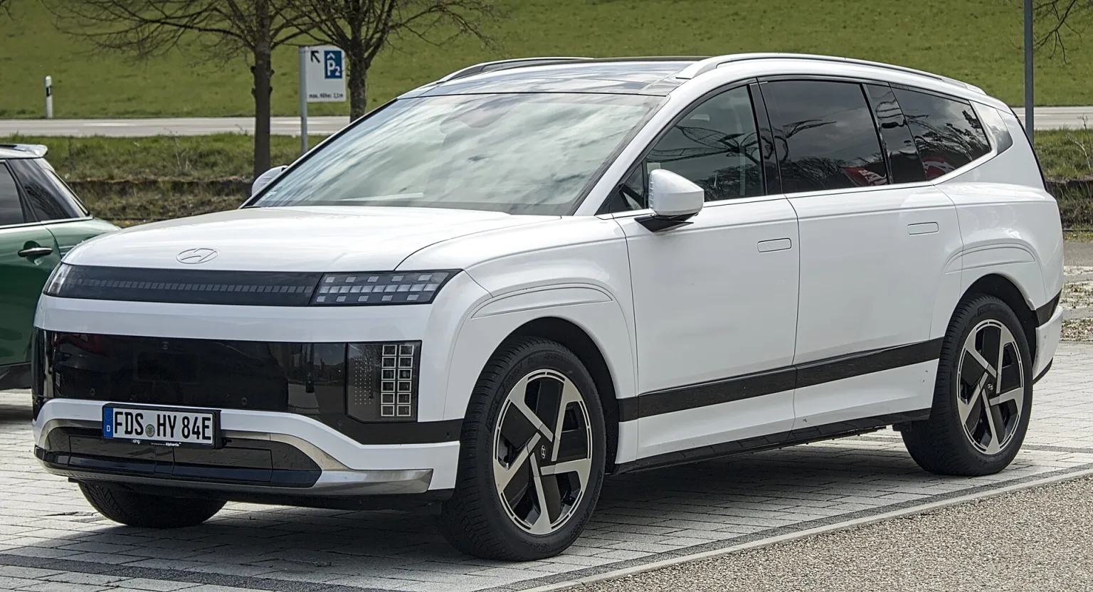 Hyundai Ioniq 9 electric SUV