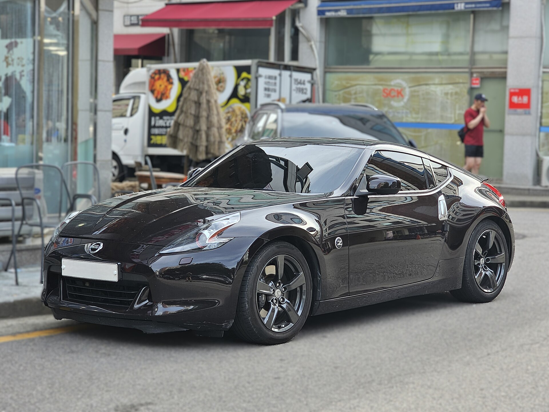 Nissan 370Z (Z34) in Magnetic Black, Z34 generation