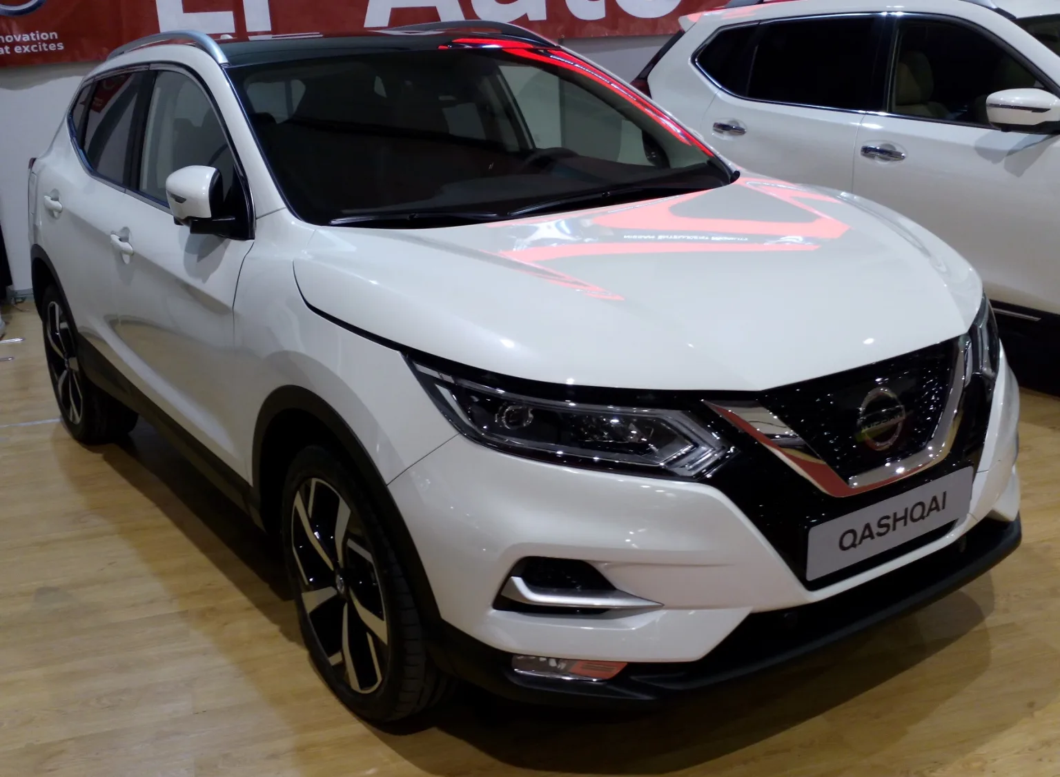 2018 Nissan Qashqai Tekna Facelift, front view