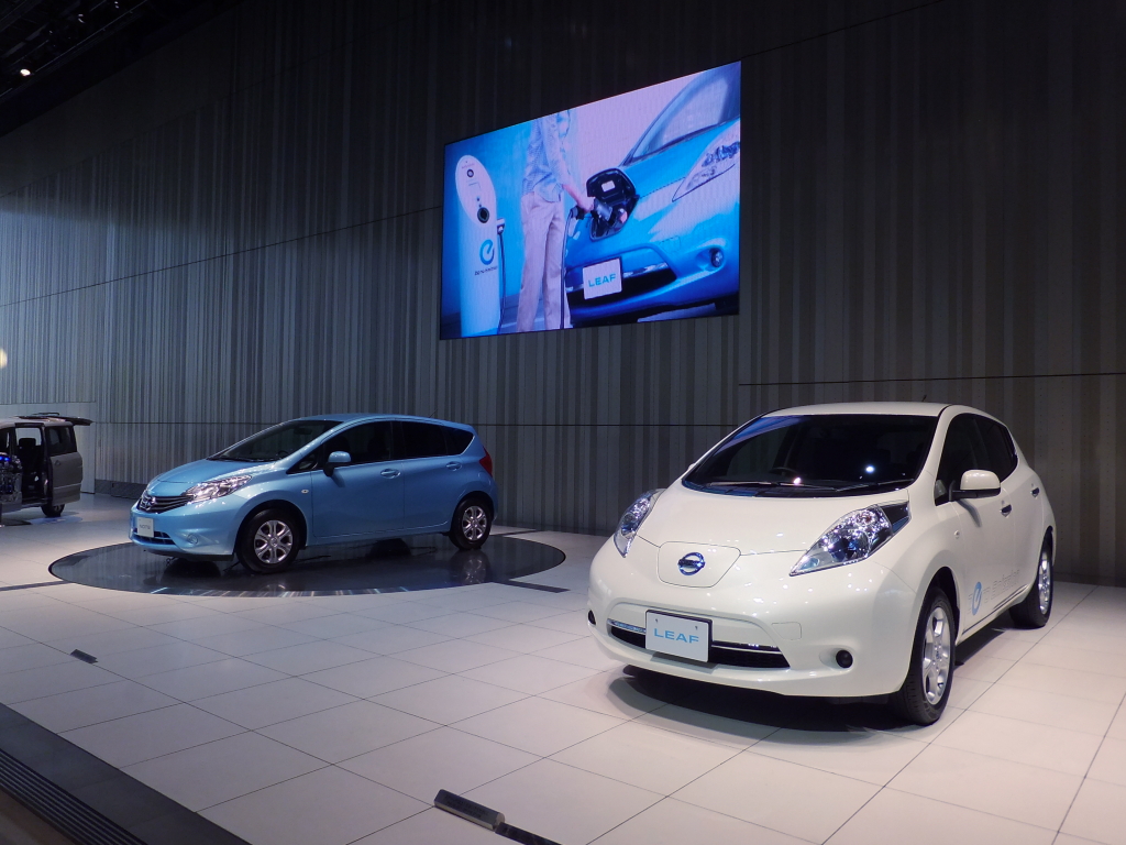 2013 Nissan Leaf and Versa Note at Nissan Global Headquarters Gallery