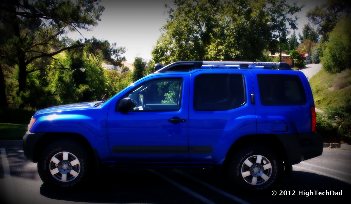 2012 Nissan Xterra Pro-4X, side view