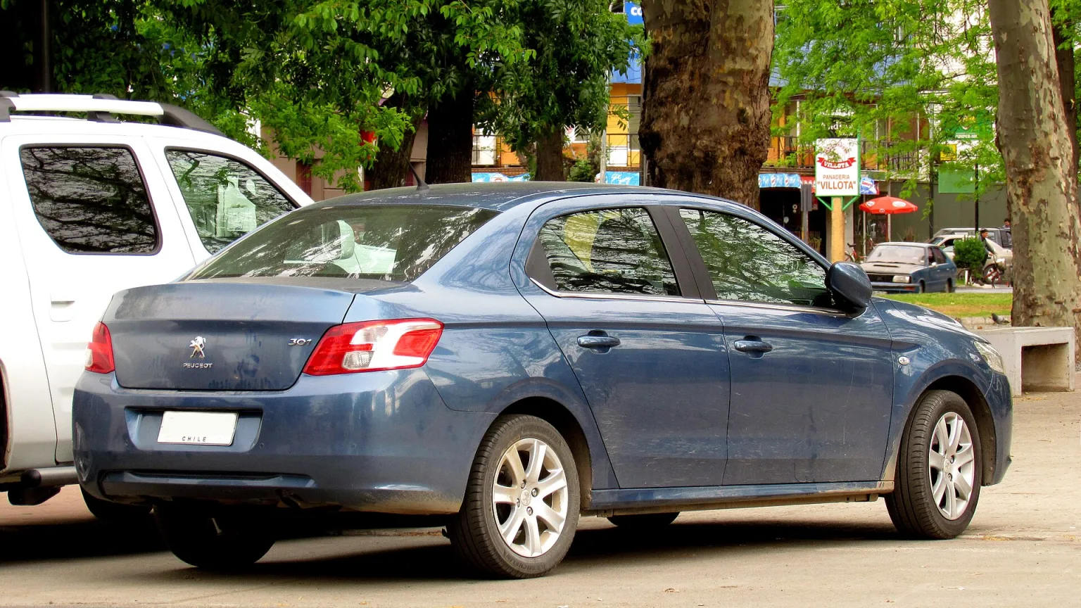 Peugeot 301 1.6 HDi Allure 2013
