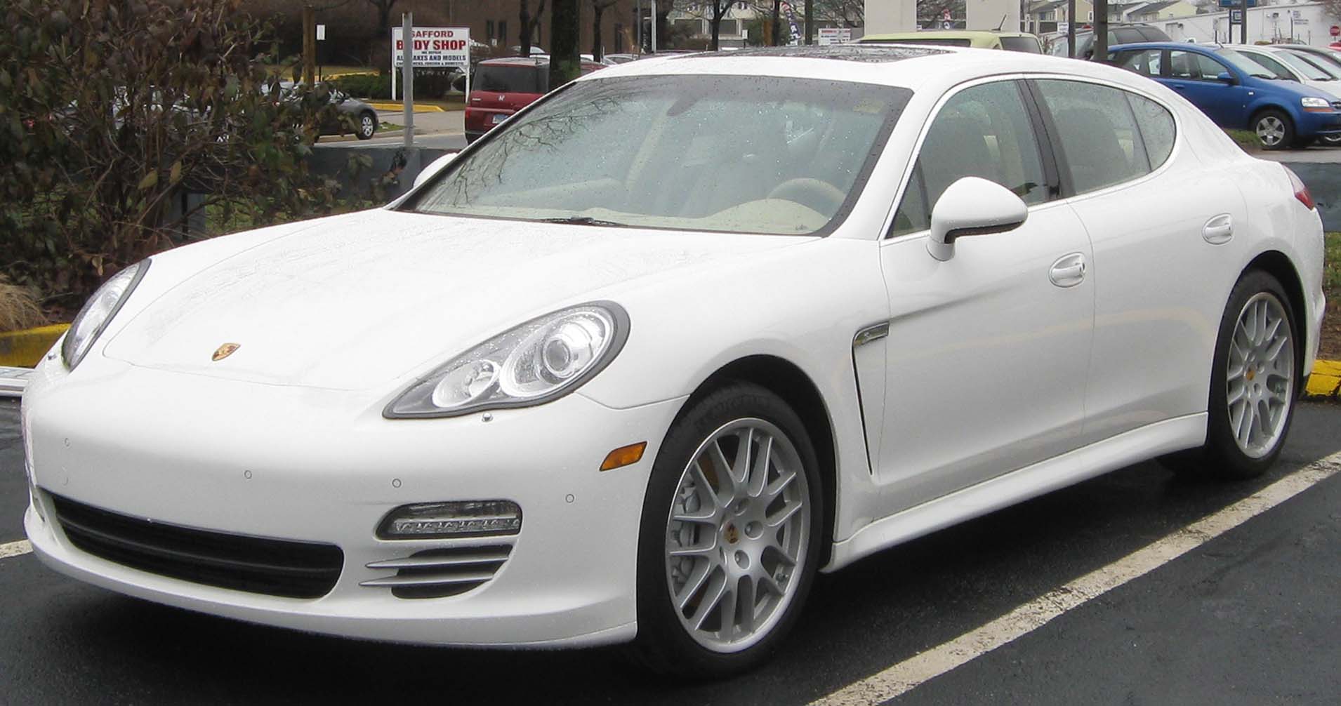 2010 Porsche Panamera 4S
