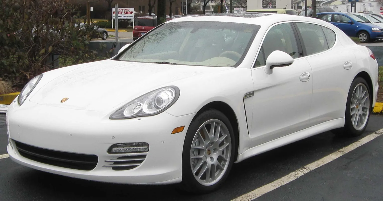 2010 Porsche Panamera 4S