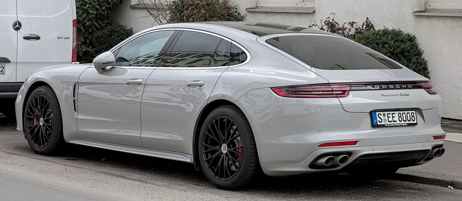 Porsche 971 Panamera Turbo, exterior view