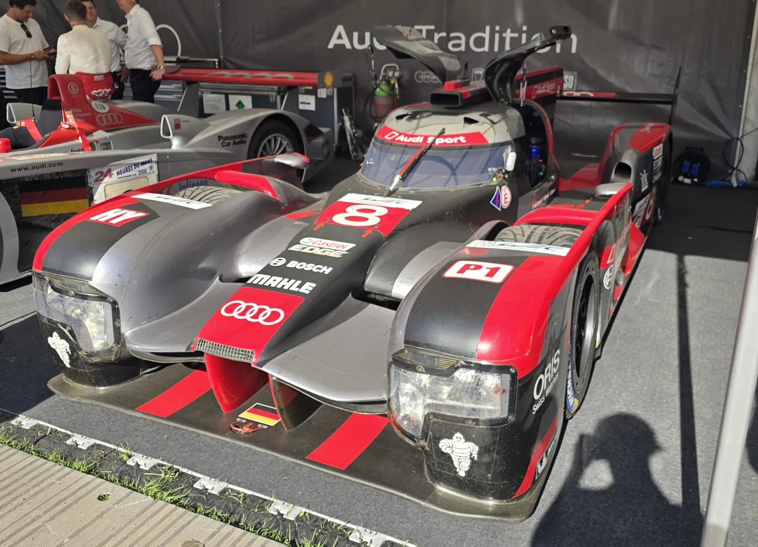 2016 Audi R18 e-tron Quattro at the 2016 FIA World Endurance Championship.