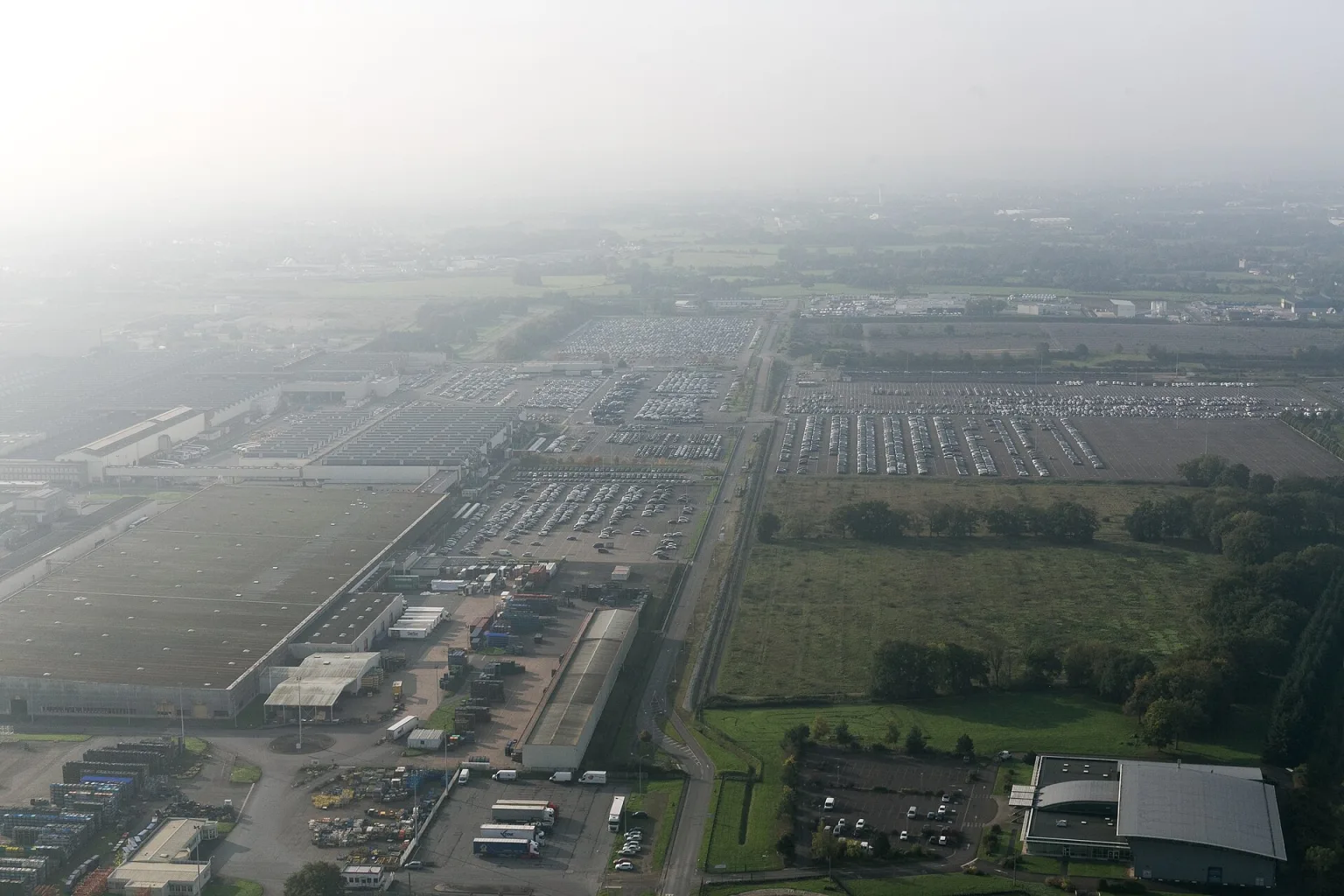 Aerial view of PSA Rennes plant in 2017