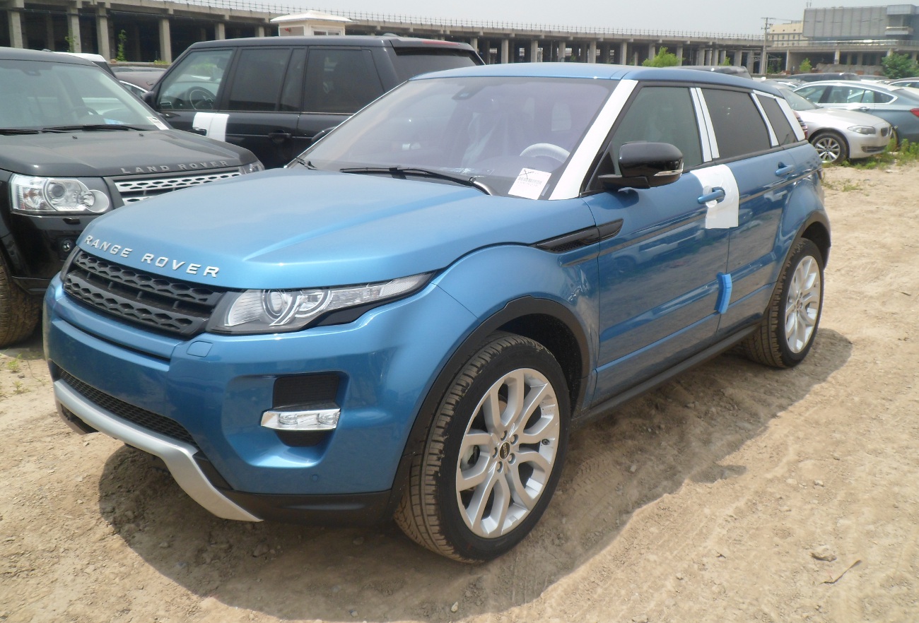 Range Rover Evoque L538 in China, June 2012