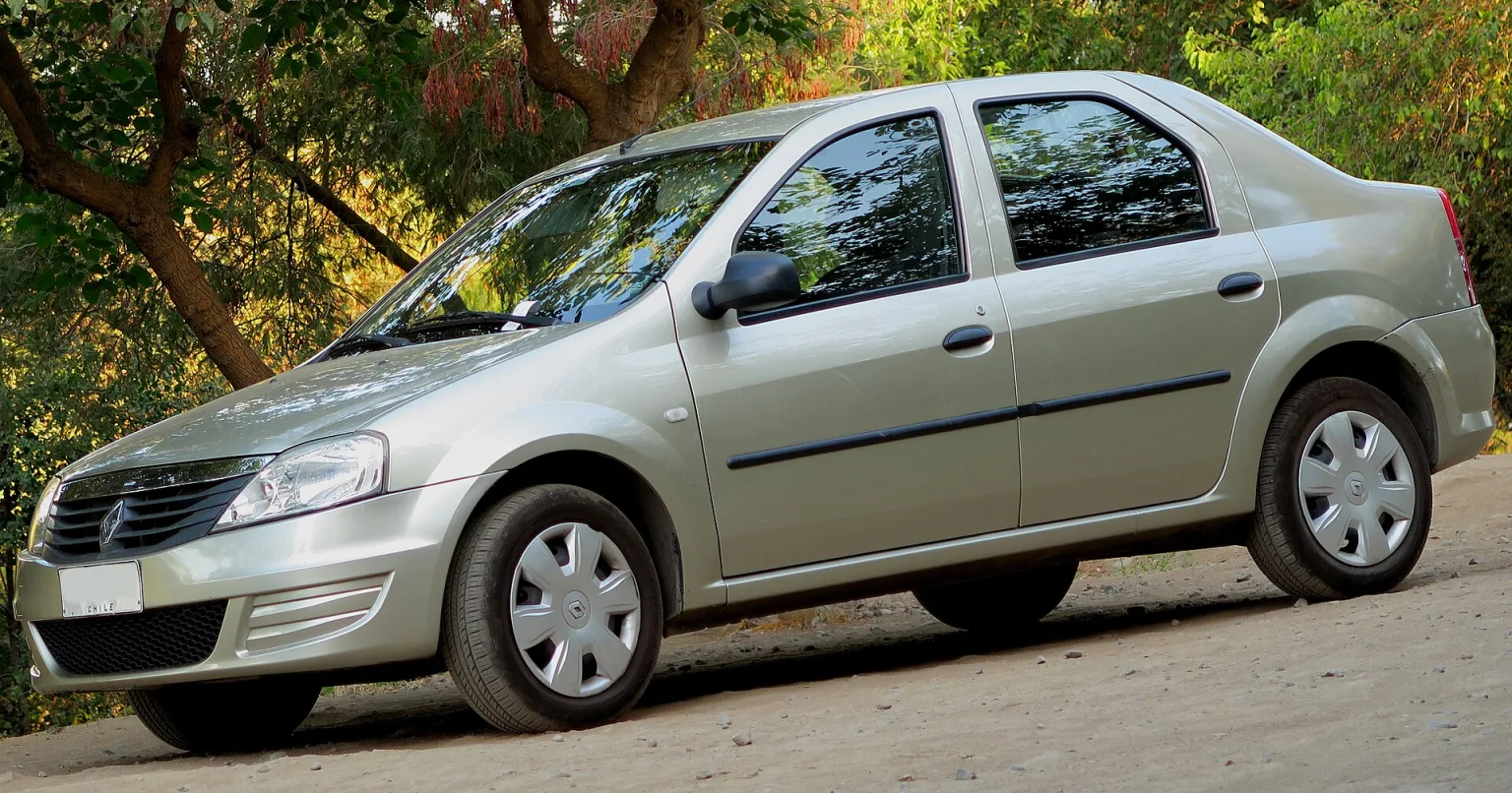2011 Renault Logan 1.6 Expression, matching the police fleet upgrade year.