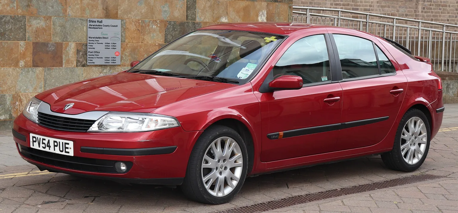 2005 Renault Laguna Dynamique DCi 120, UK market model