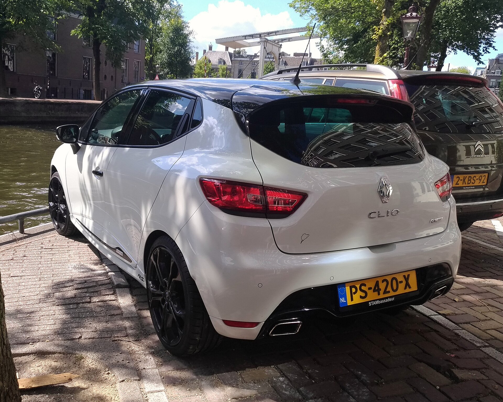 Renault Clio RS Monaco GP limited edition at the 2014 Geneva Motor Show