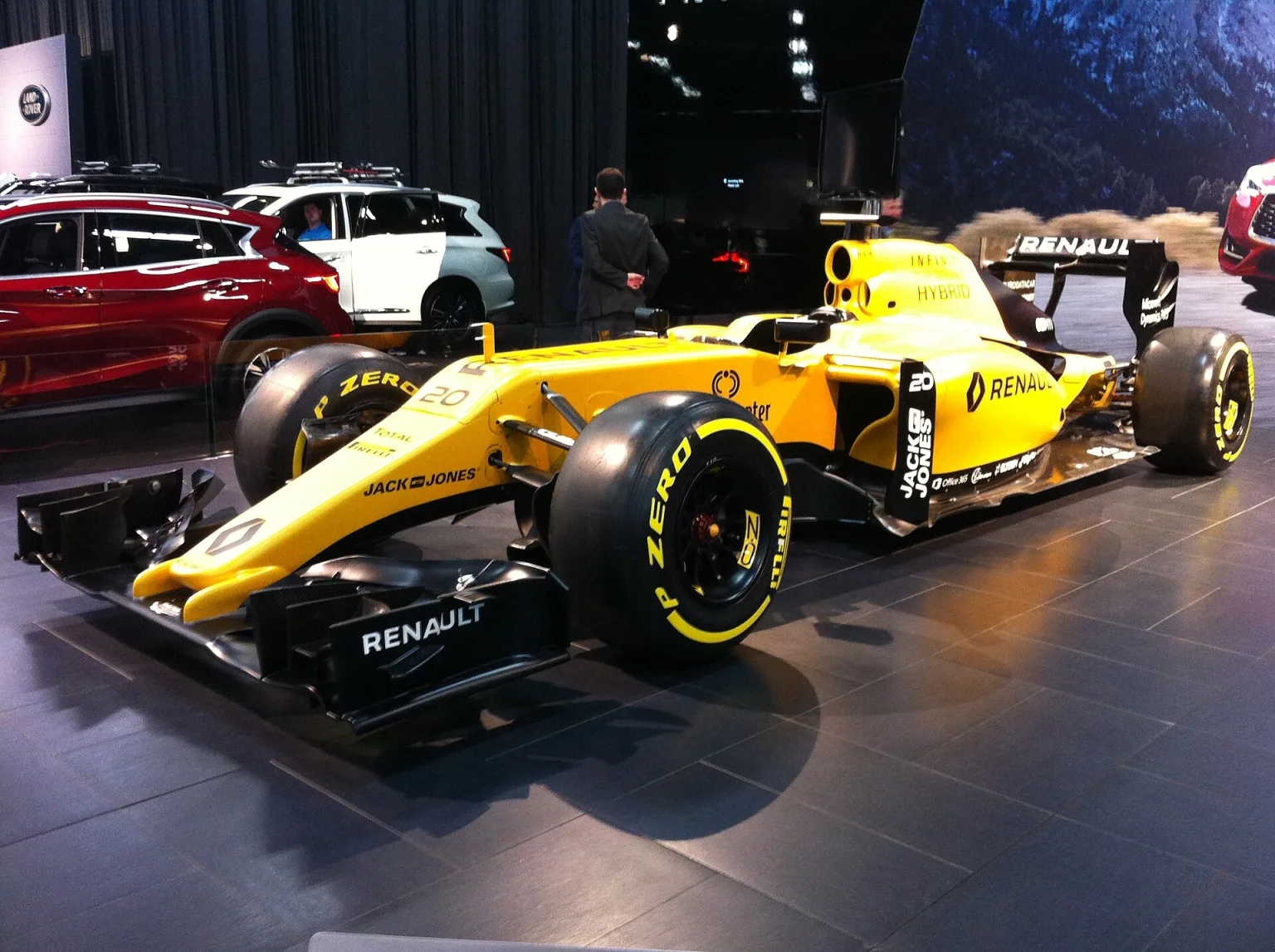 Renault R.S.16 Formula One car at Edmonton Motorshow
