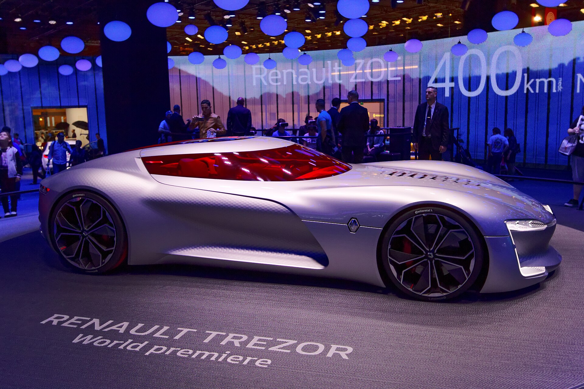 Renault Trezor concept at the 2016 Paris Motor Show