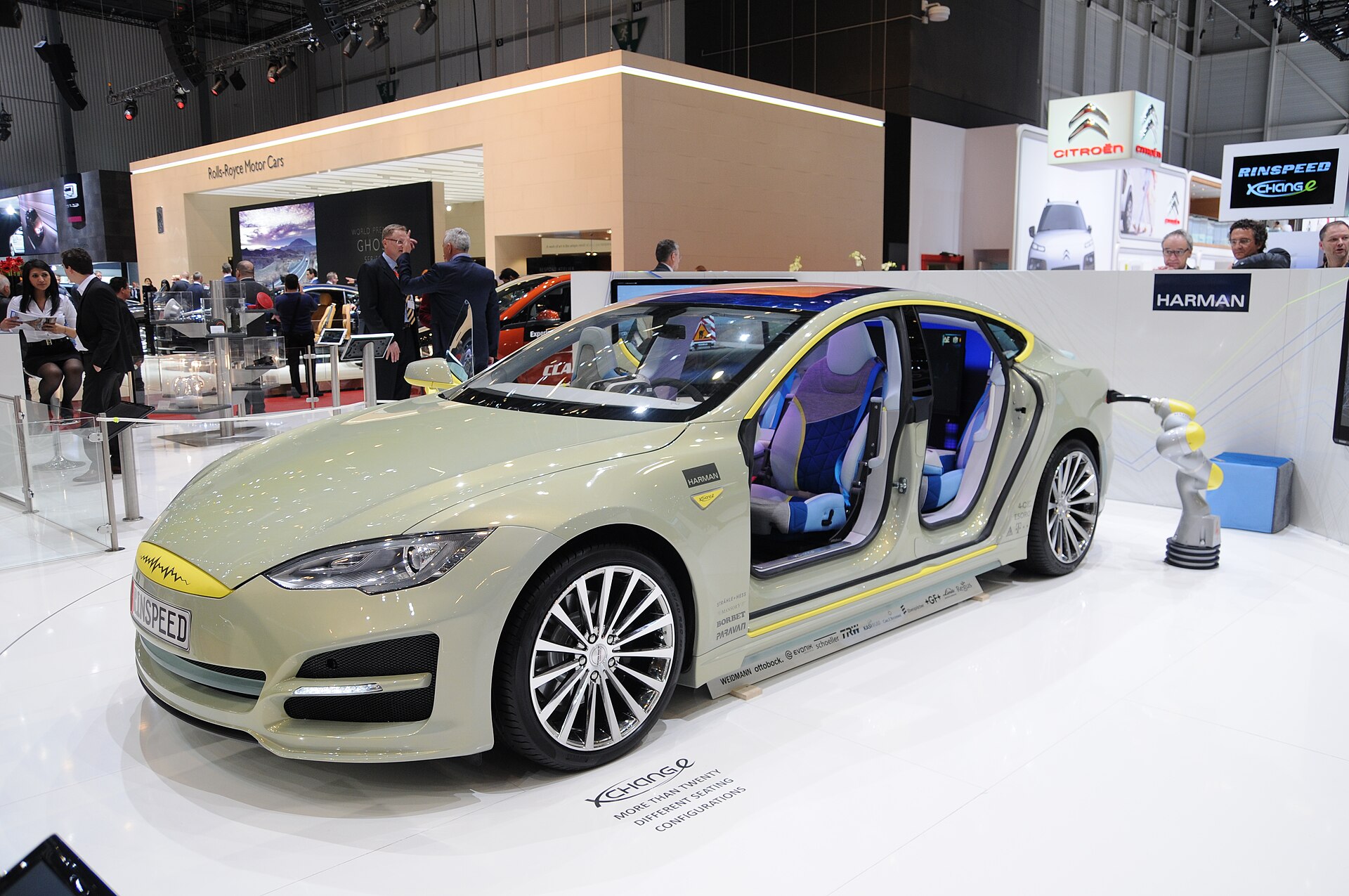 Rinspeed XchangeE at the 2014 Geneva Motor Show