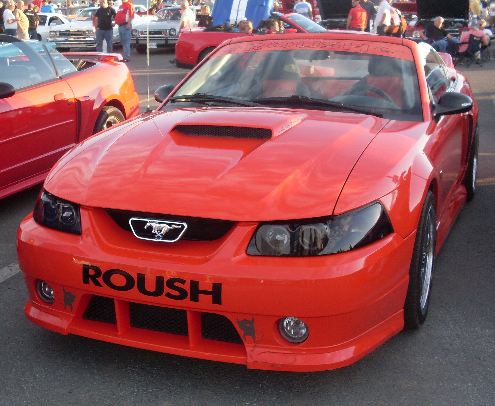 2014 Roush Mustang at Les chauds vendredis, photographed in 2013.