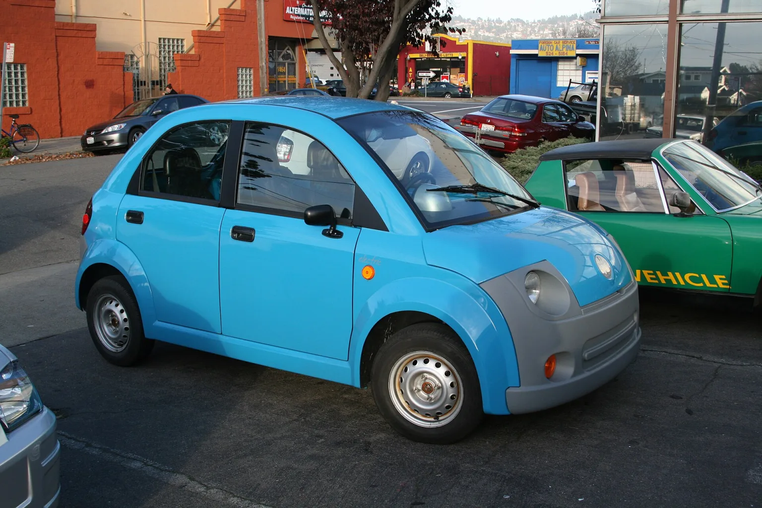 NEVS electric sedan prototype, 2014
