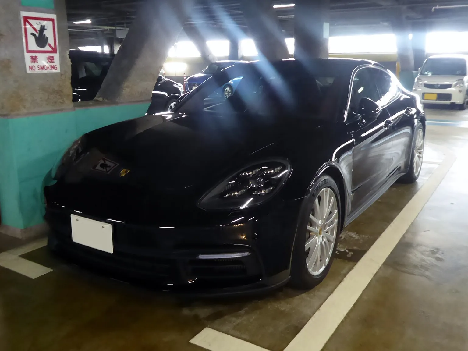 Porsche Panamera 4S (Type 971) front view
