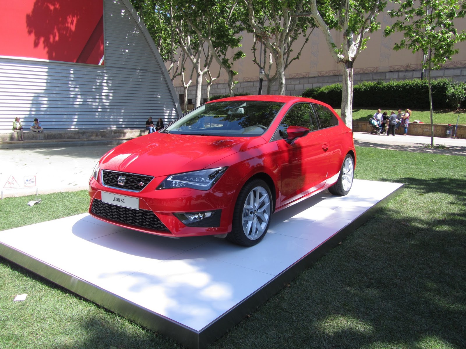 SEAT León SC at the Barcelona Motor Show
