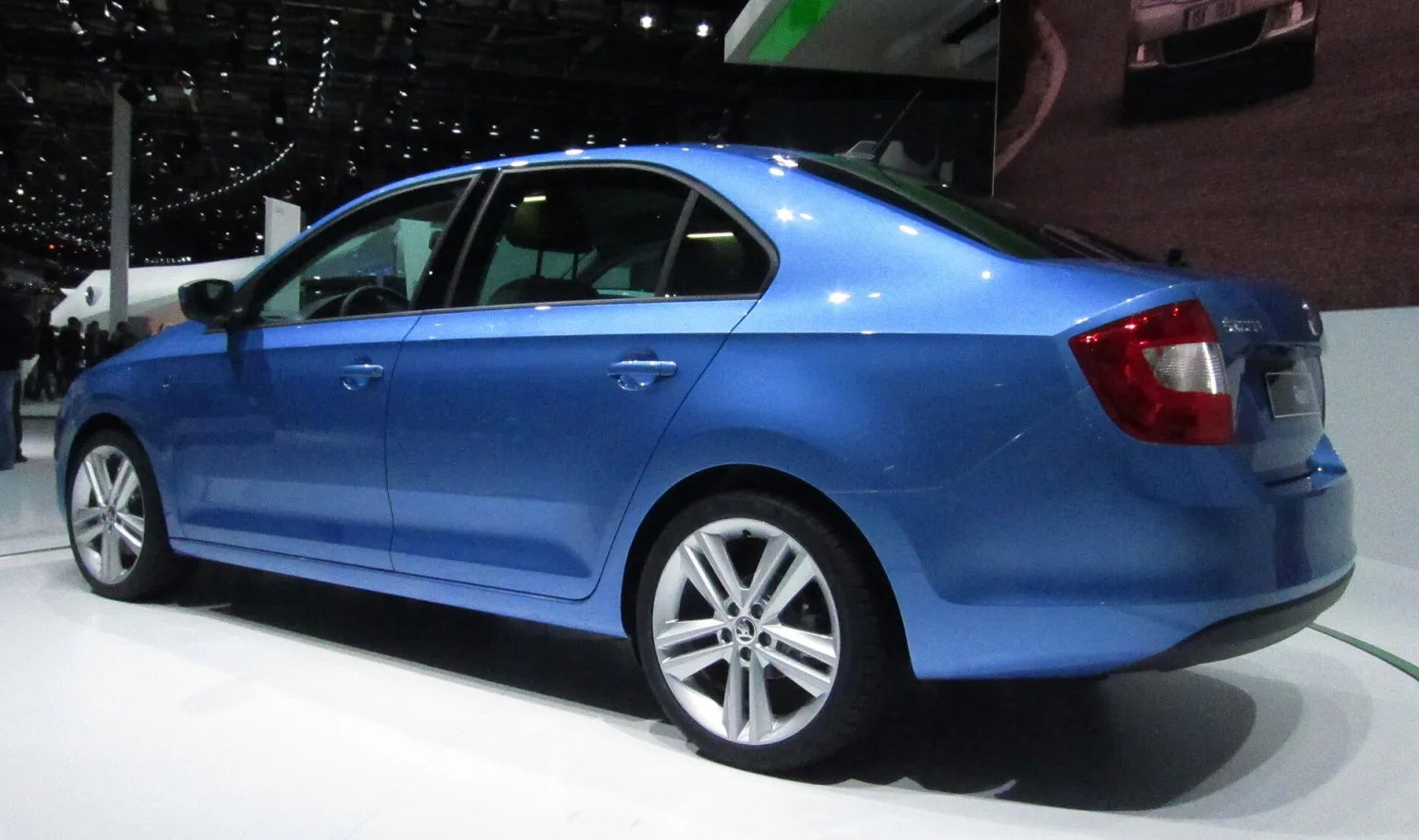 Škoda Rapid saloon, European market, side view