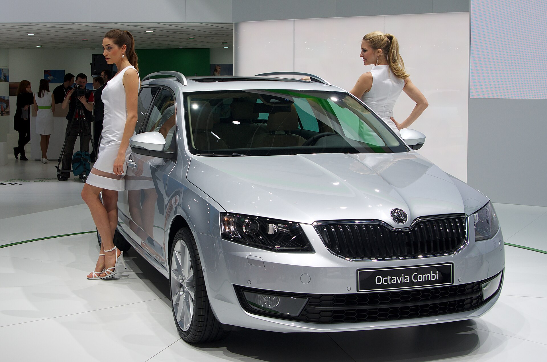 2013 Skoda Octavia Combi at Geneva Motor Show