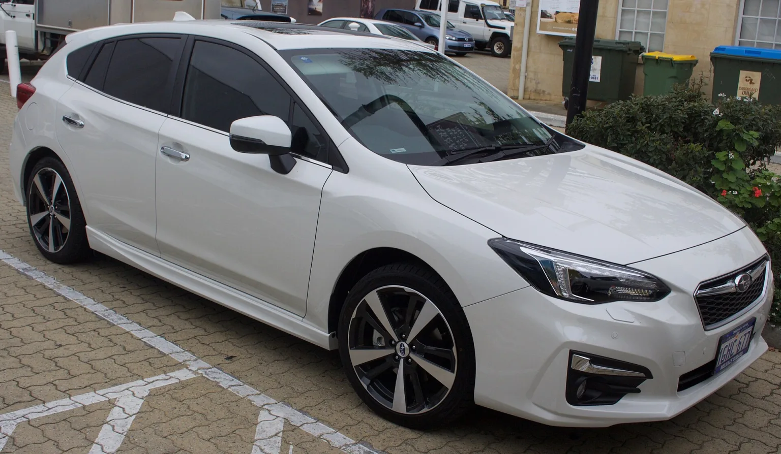 2017 Subaru Impreza (GT7) 2.0i-S hatchback