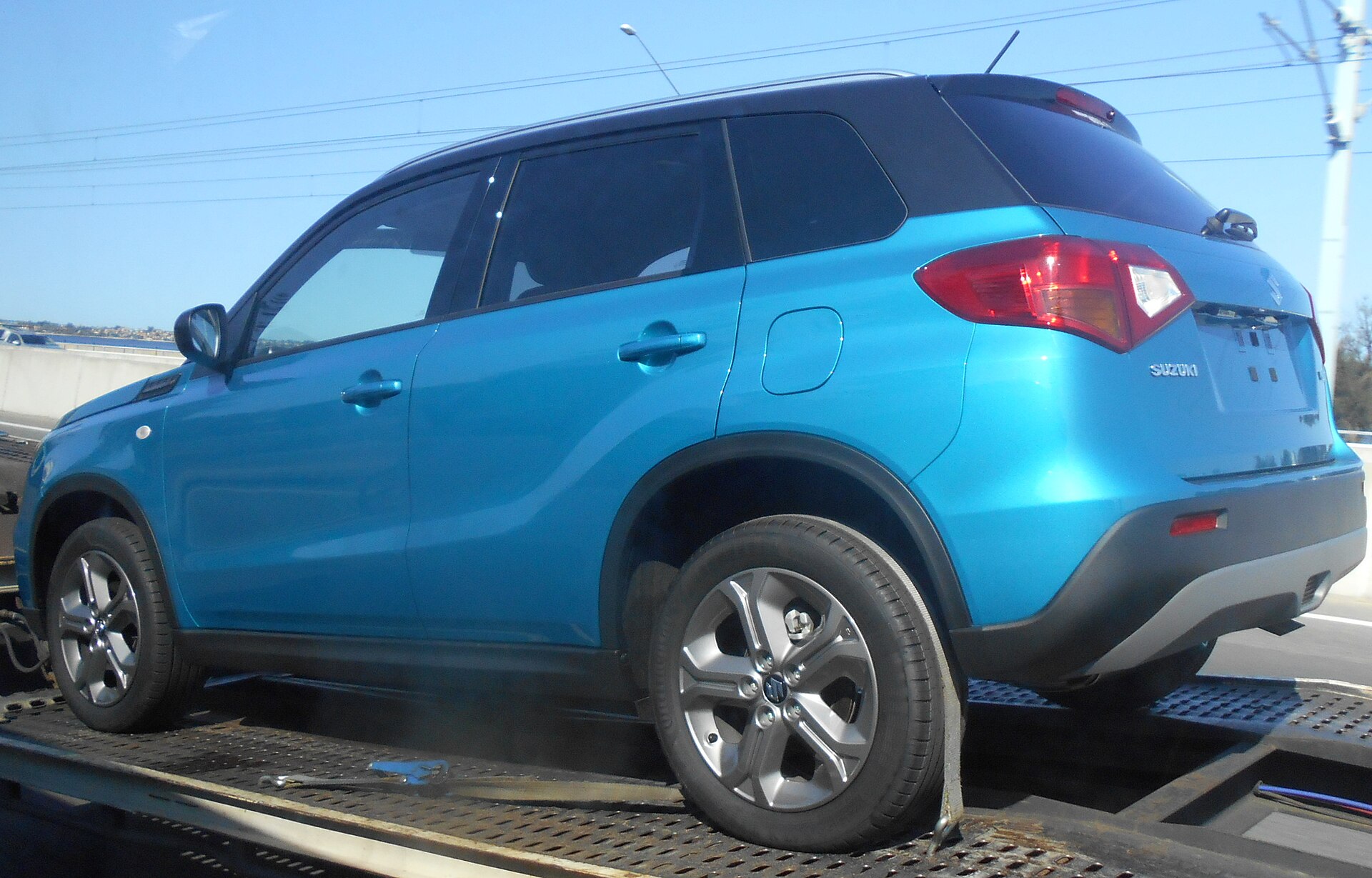 2015 Suzuki Vitara (LY) RT-S 2WD wagon photographed in September 2015.