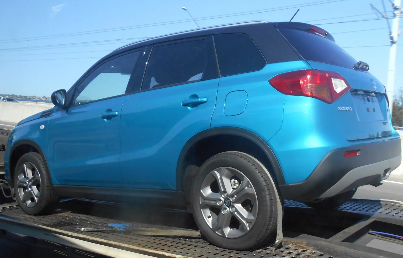 2015 Suzuki Vitara (LY) RT-S 2WD wagon photographed in September 2015.