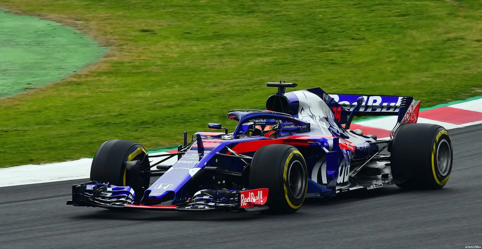 Brendon Hartley driving the Toro Rosso STR13 during 2018 Barcelona testing.