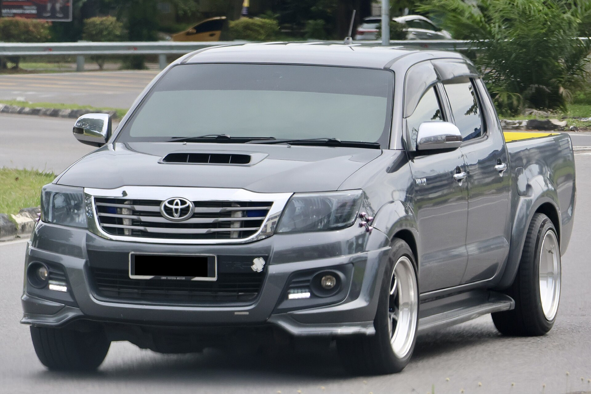 2011 Toyota Hilux, the model used in the South Pole record crossing.
