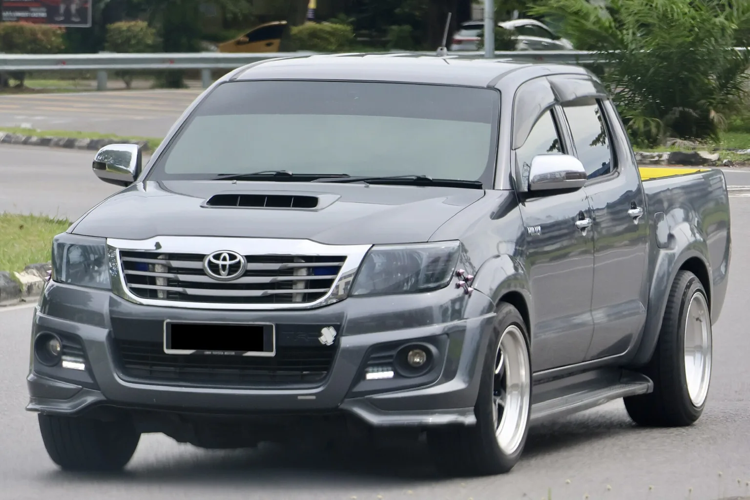 2011 Toyota Hilux, the model used in the South Pole record crossing.