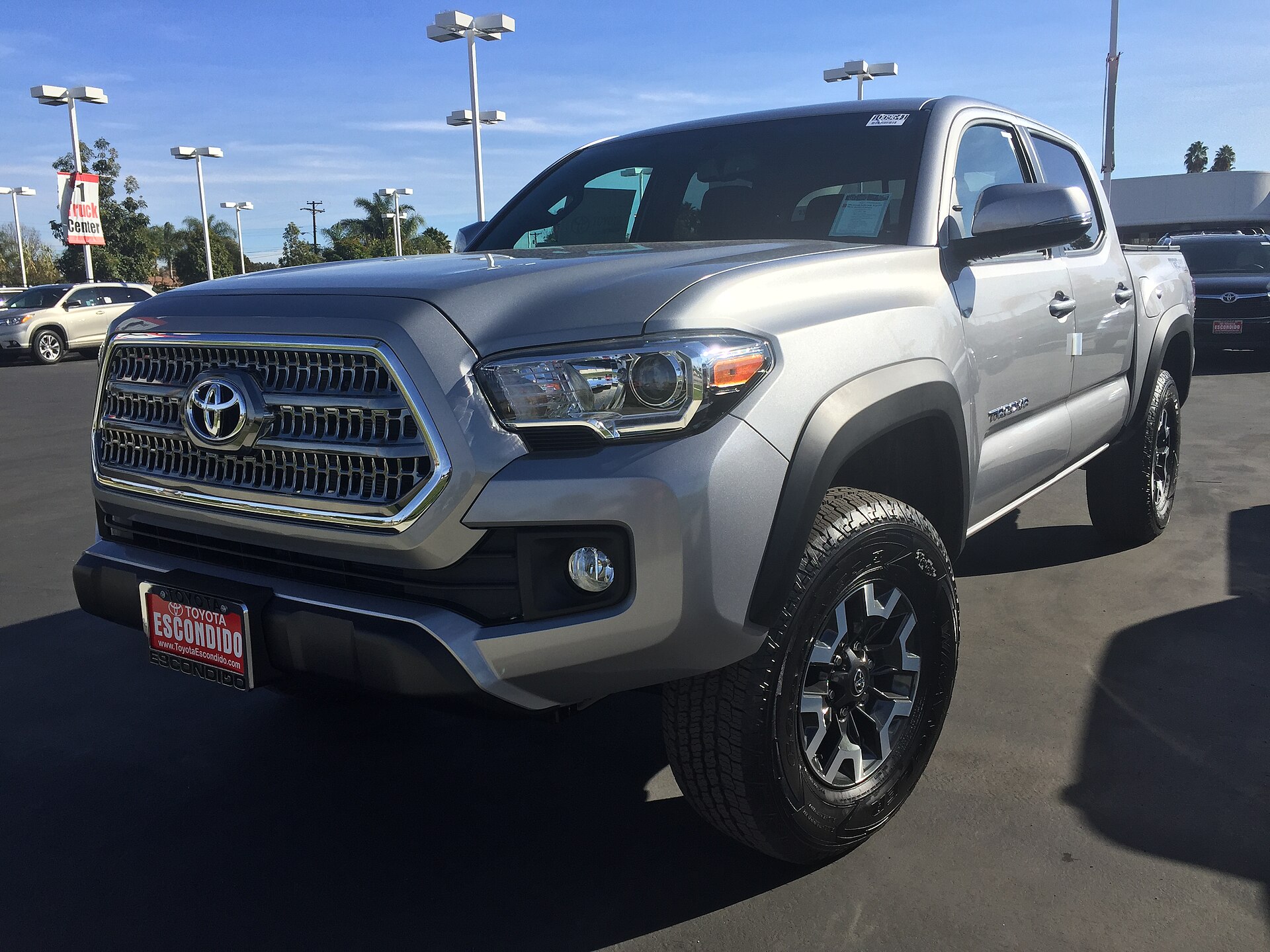 2016 Toyota Tacoma front view