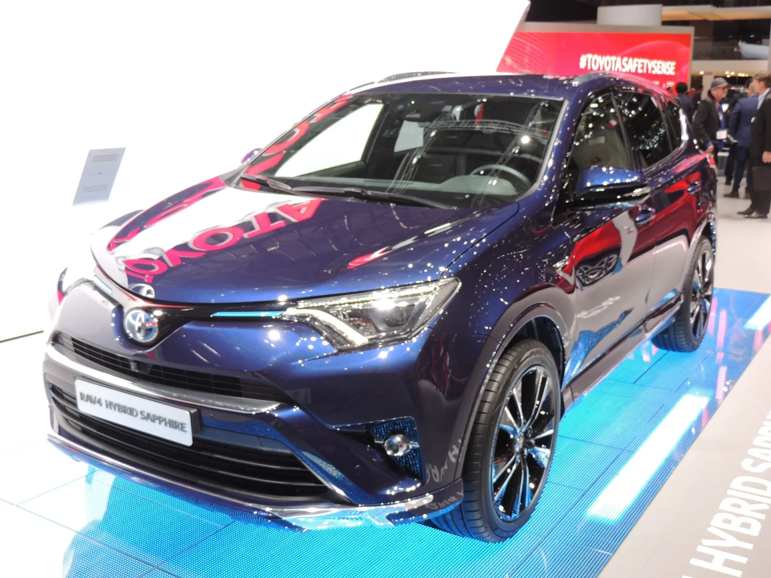 Toyota RAV4 Hybrid Sapphire concept at the 2016 Geneva Motor Show