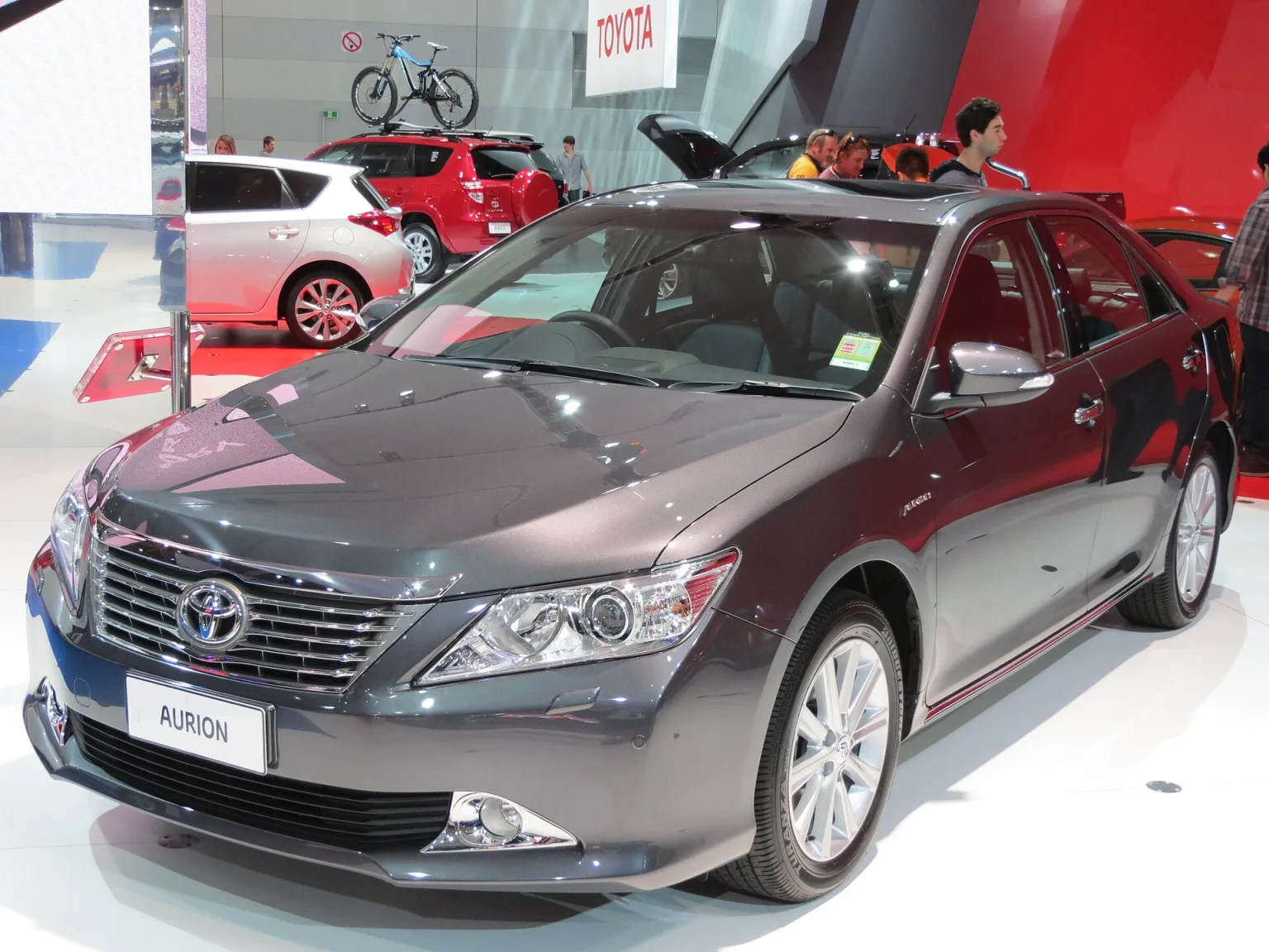 2012 Toyota Aurion Presara sedan (GSV50R)