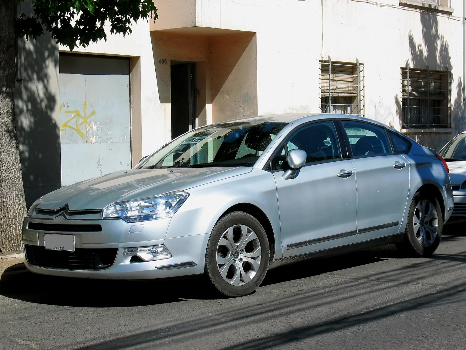 2010 Citroen C5 2.0 HDi, relevant to the 2010 C5 range engine update.