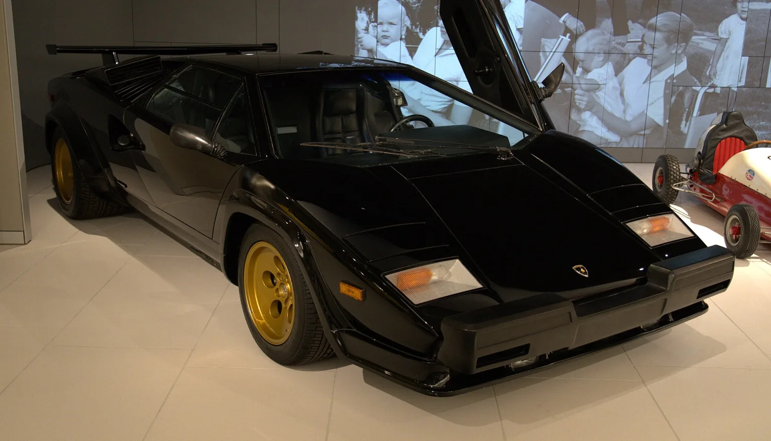 1986 Lamborghini Countach LP5000 QV