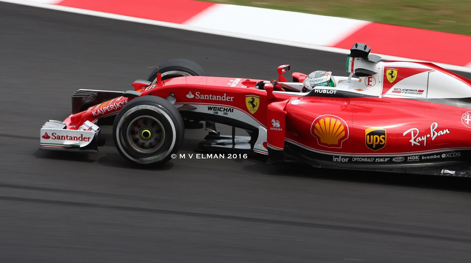 Sebastian Vettel driving the Scuderia Ferrari SF16-H in 2016.