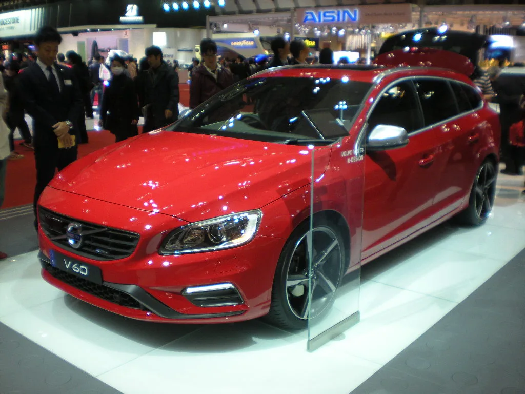 2014 Volvo V60 R-Design Sportswagon