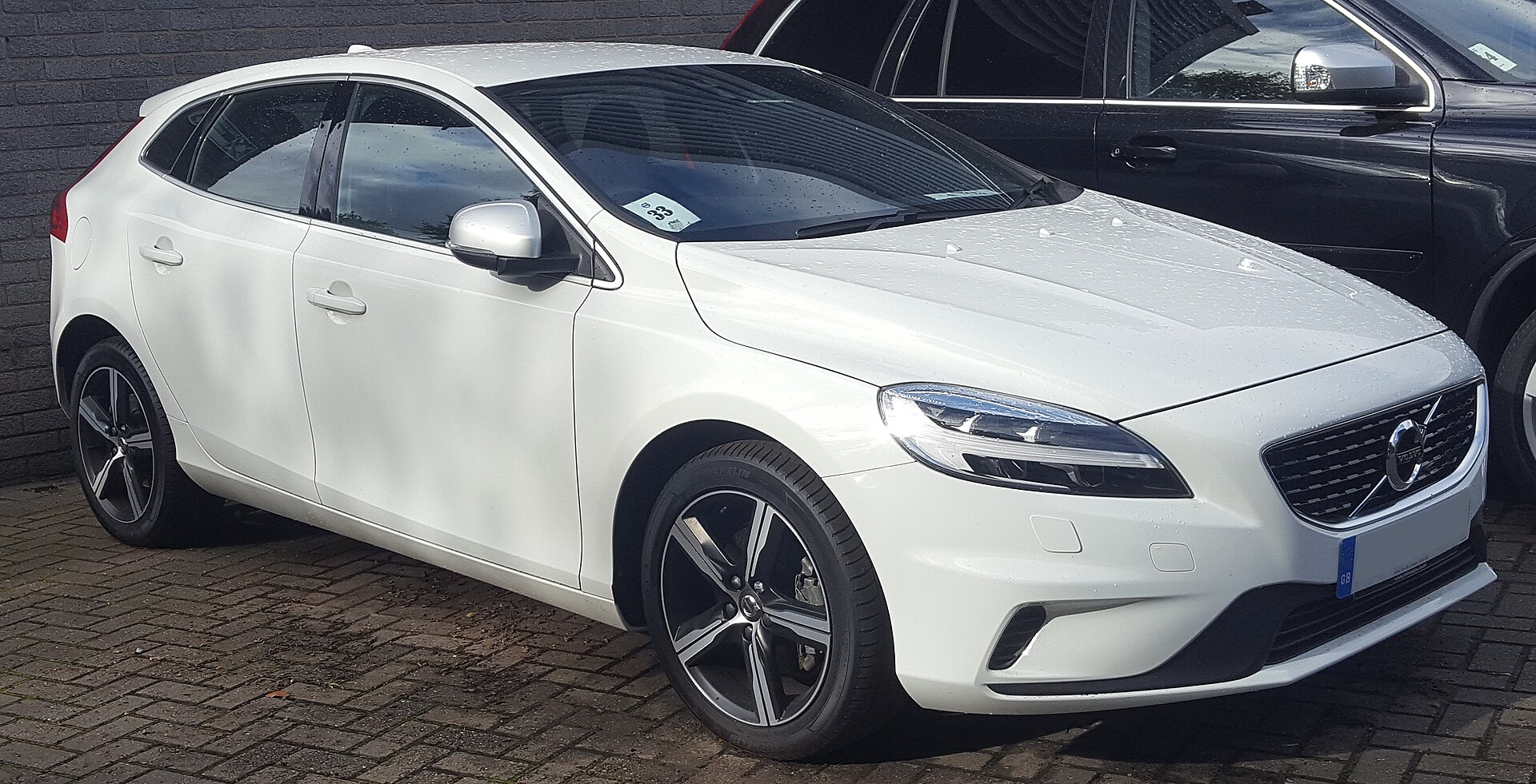 2016 Volvo V40 R-Design T2 2.0