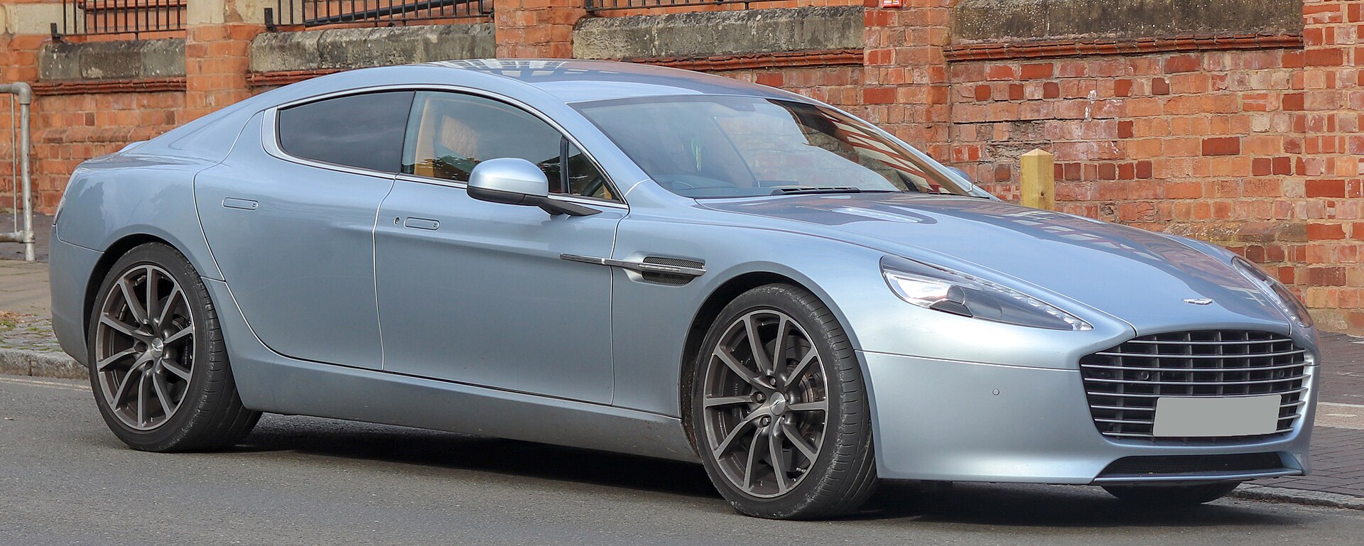 2016 Aston Martin Rapide S V12 Automatic 6.0, front view