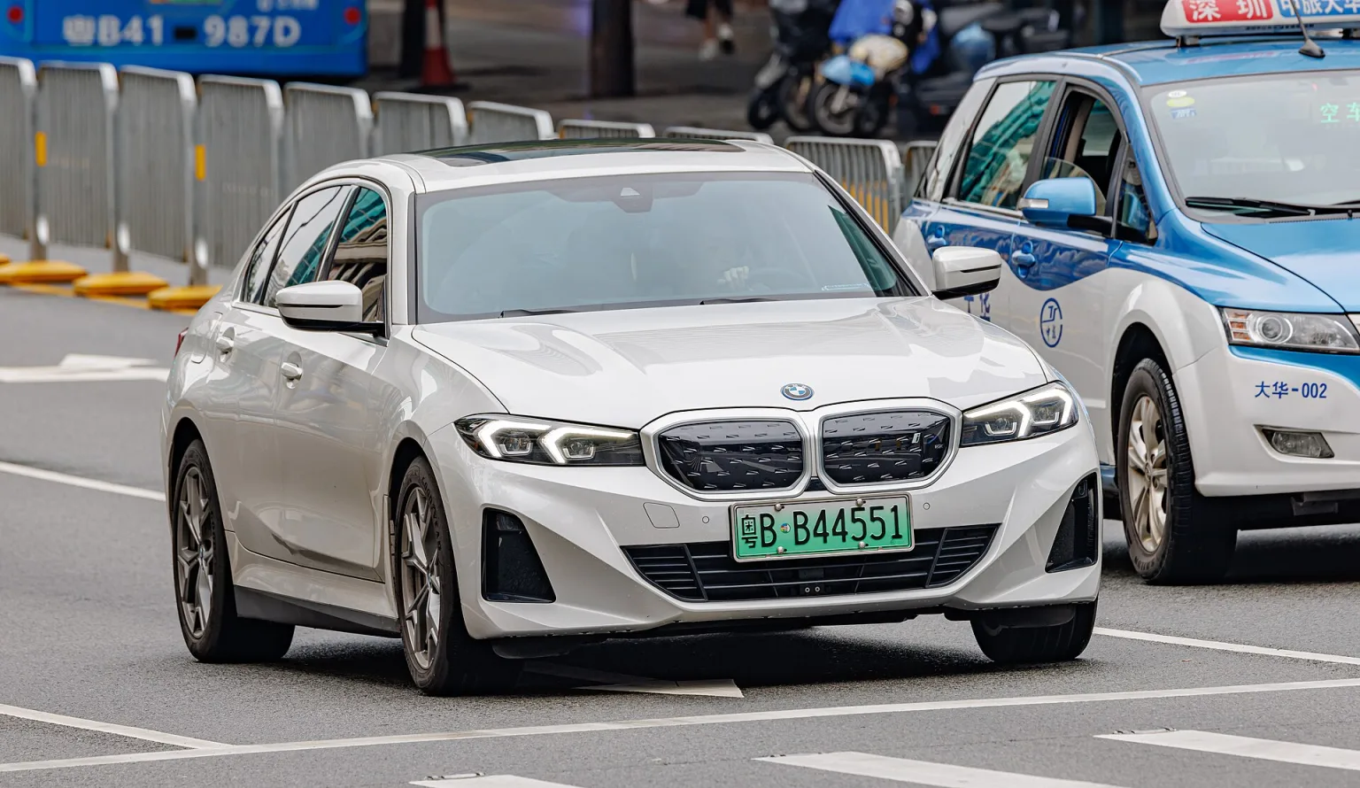 BMW i3 (G28) sedan in China