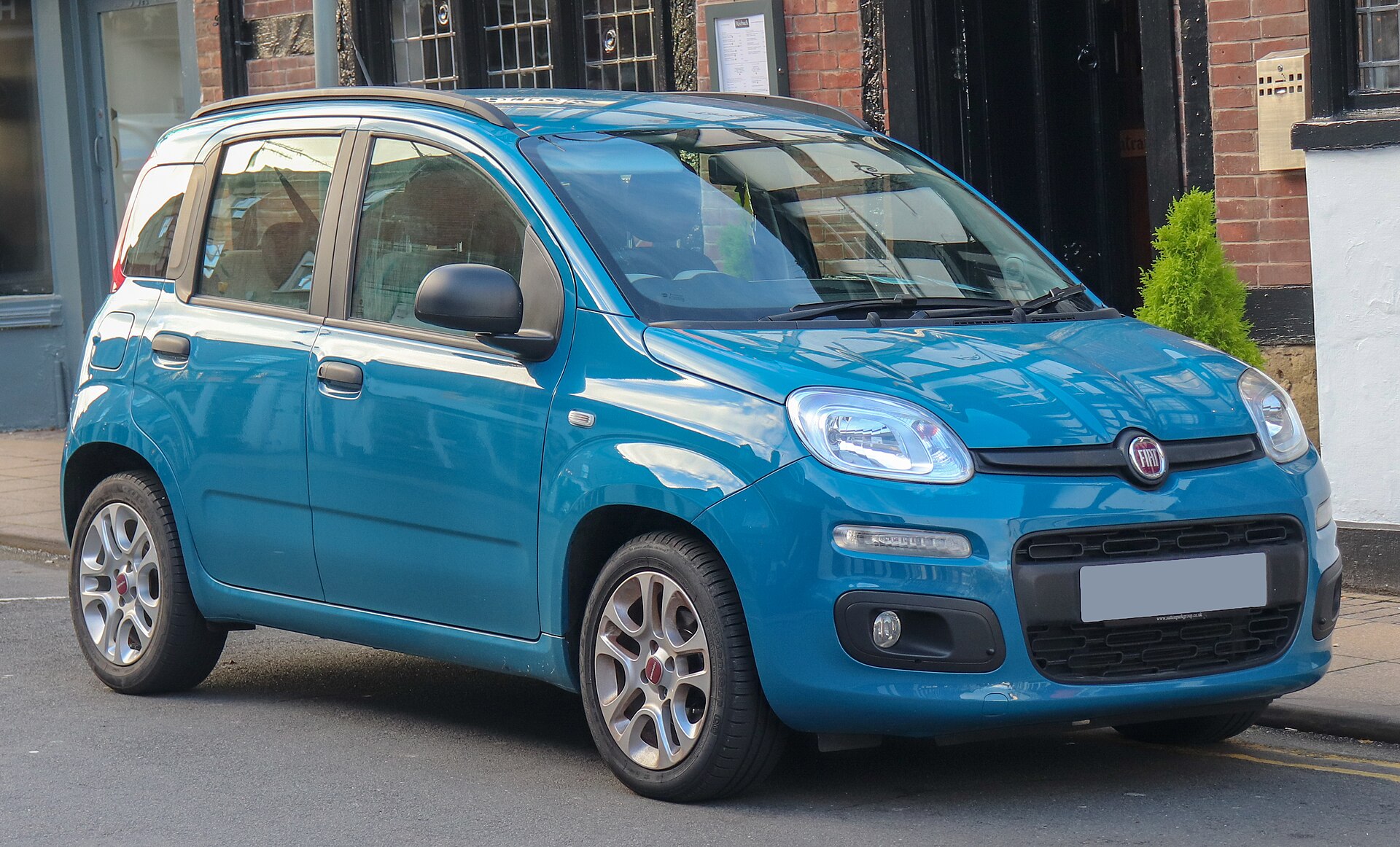 2012 Fiat Panda Easy 1.2, front view