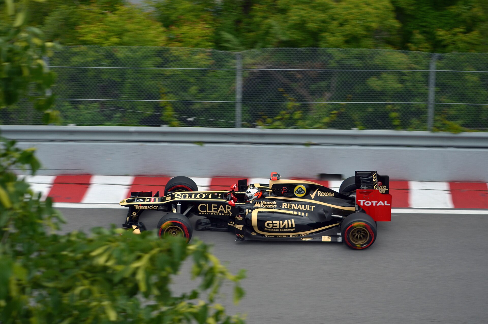 Kimi Räikkönen driving the Lotus E20 at the 2012 Canadian Grand Prix