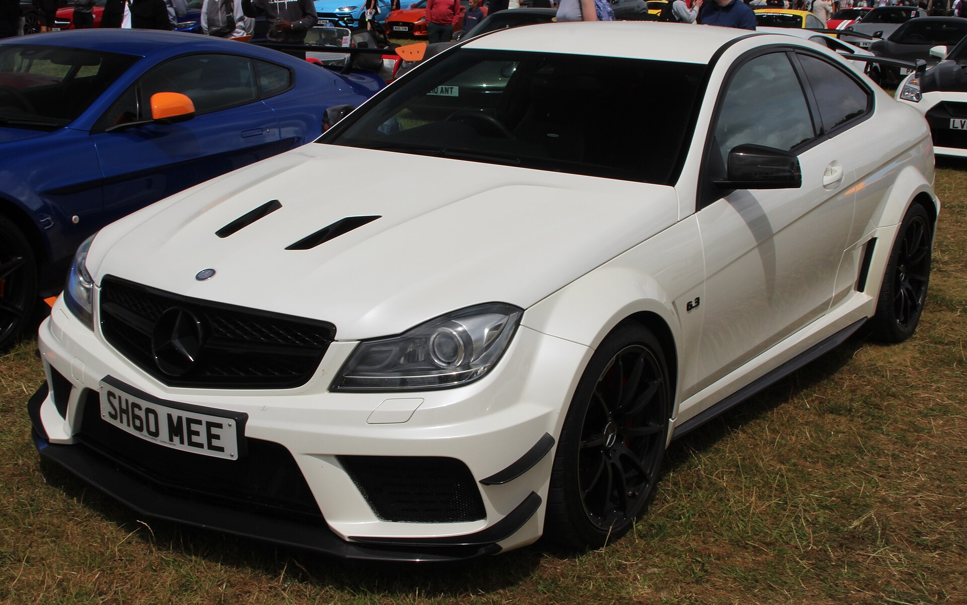 2012 Mercedes-Benz C63 AMG Black Series coupe