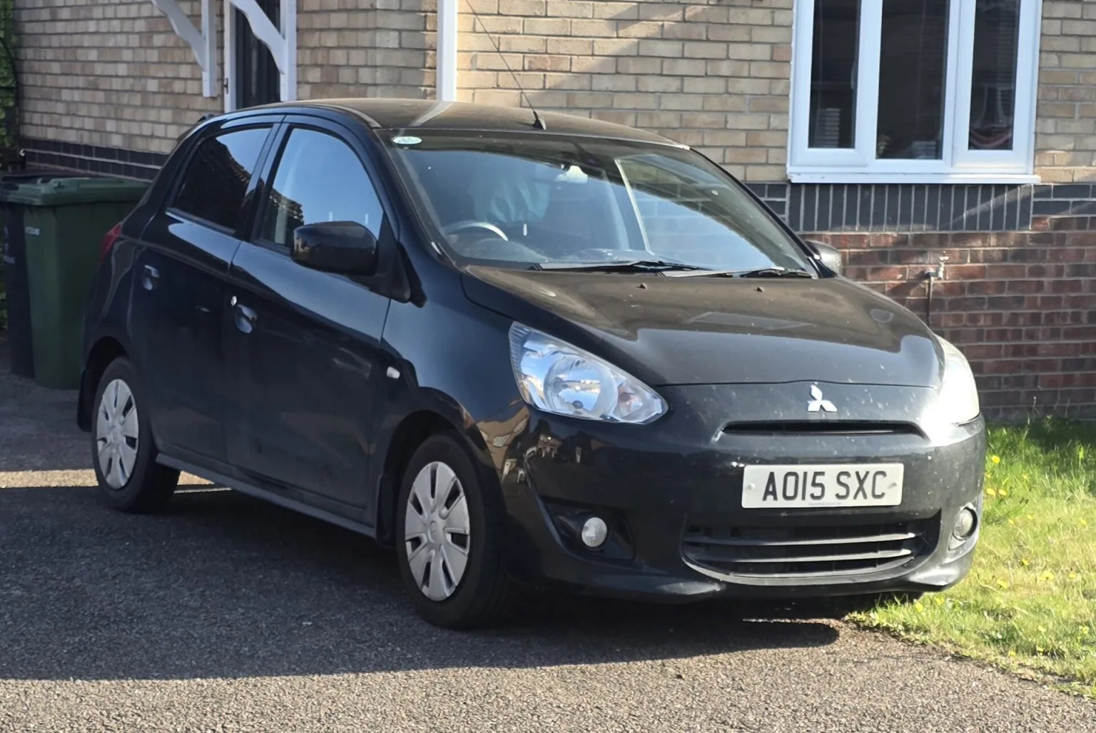 2015 Mitsubishi Mirage hatchback