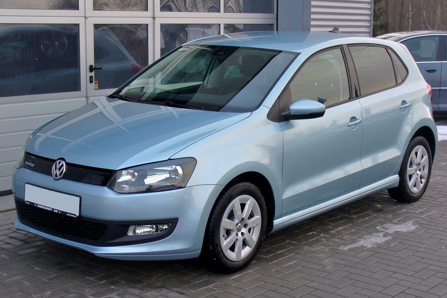 Volkswagen Polo V 1.2 TDI BlueMotion in Glacier Blue